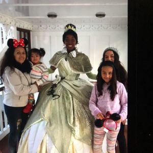 Meet your Posher, Rosa